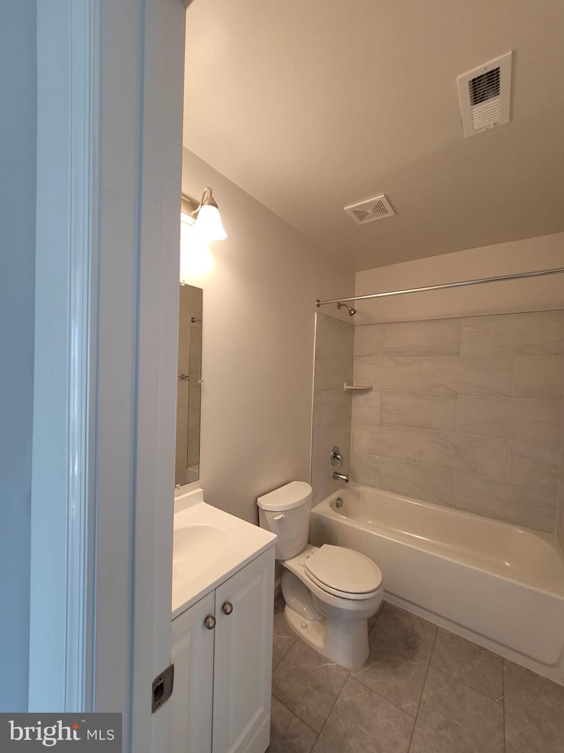 1507 Ballinger Ave Property Photo 57