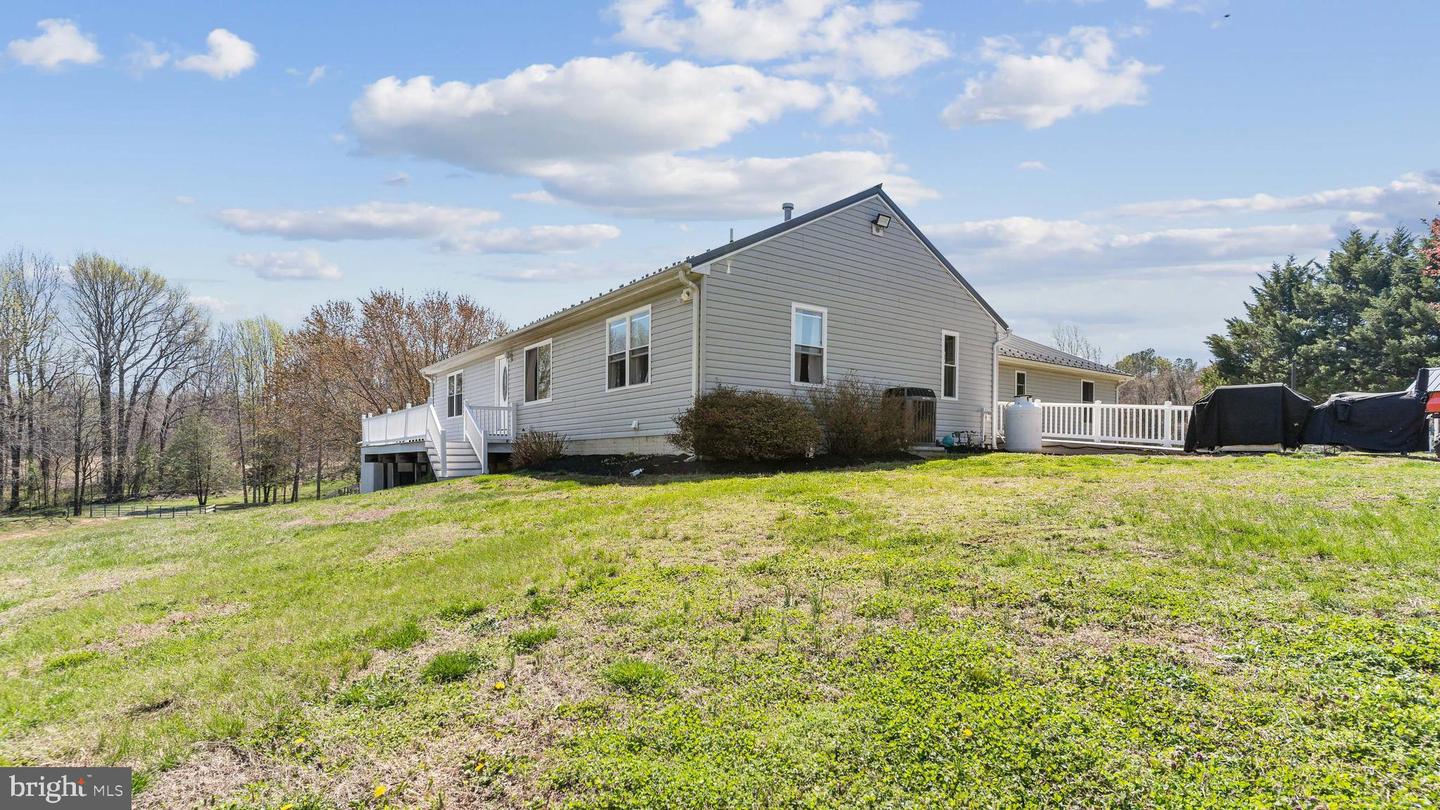 13717 Martin Rd Property Photo 1