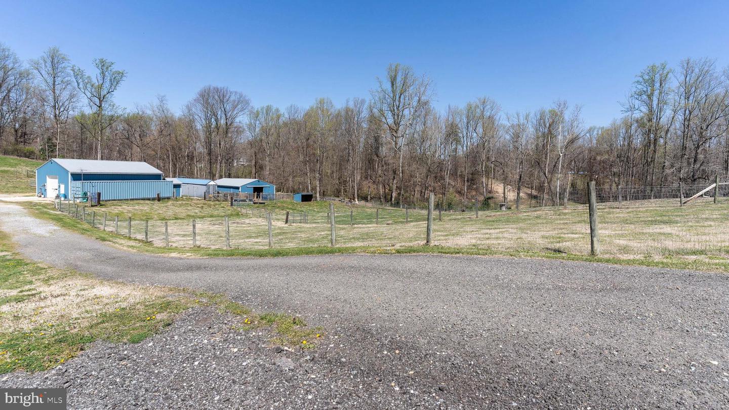 13717 Martin Rd Property Photo 3