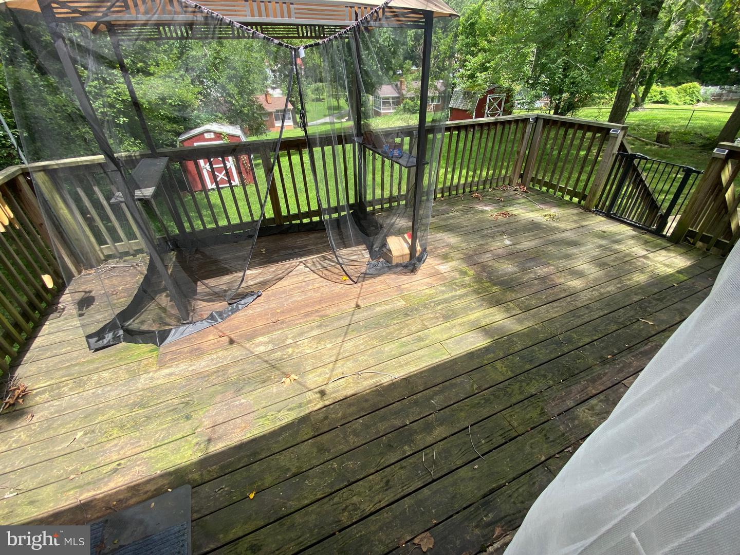 1100 Broadview Rd Property Photo 11