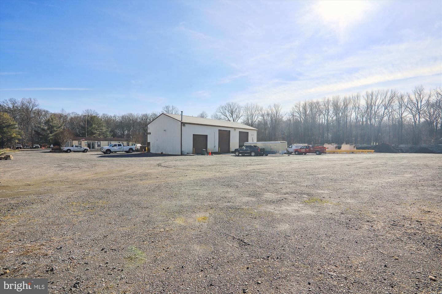 600 Robert Crain Hwy Property Photo 18