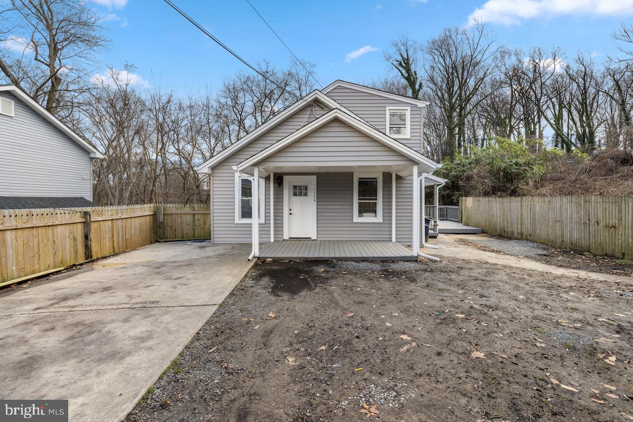 1126 Quo Ave Property Photo 1