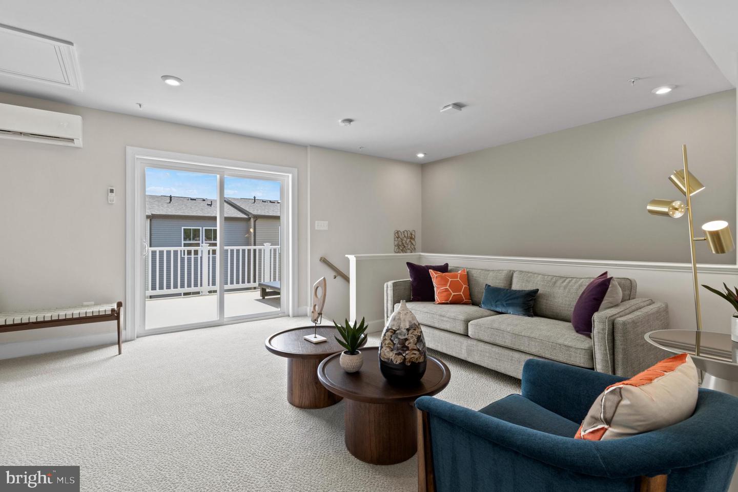3401 Carnaby St Property Photo 21