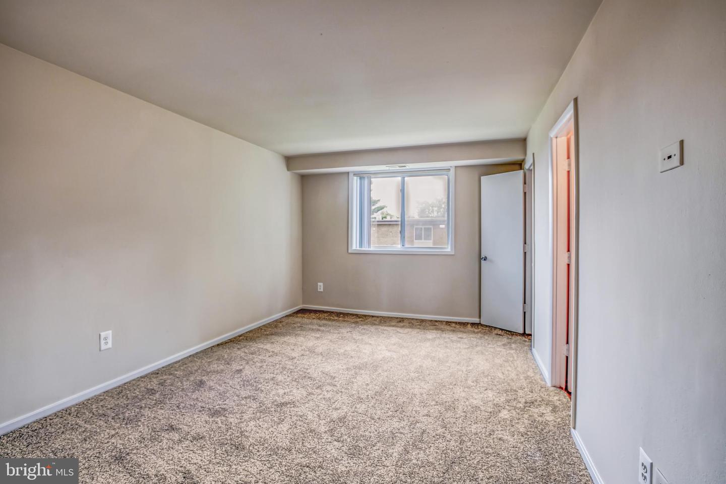 5215 Morris Avenue #5 Property Photo 12