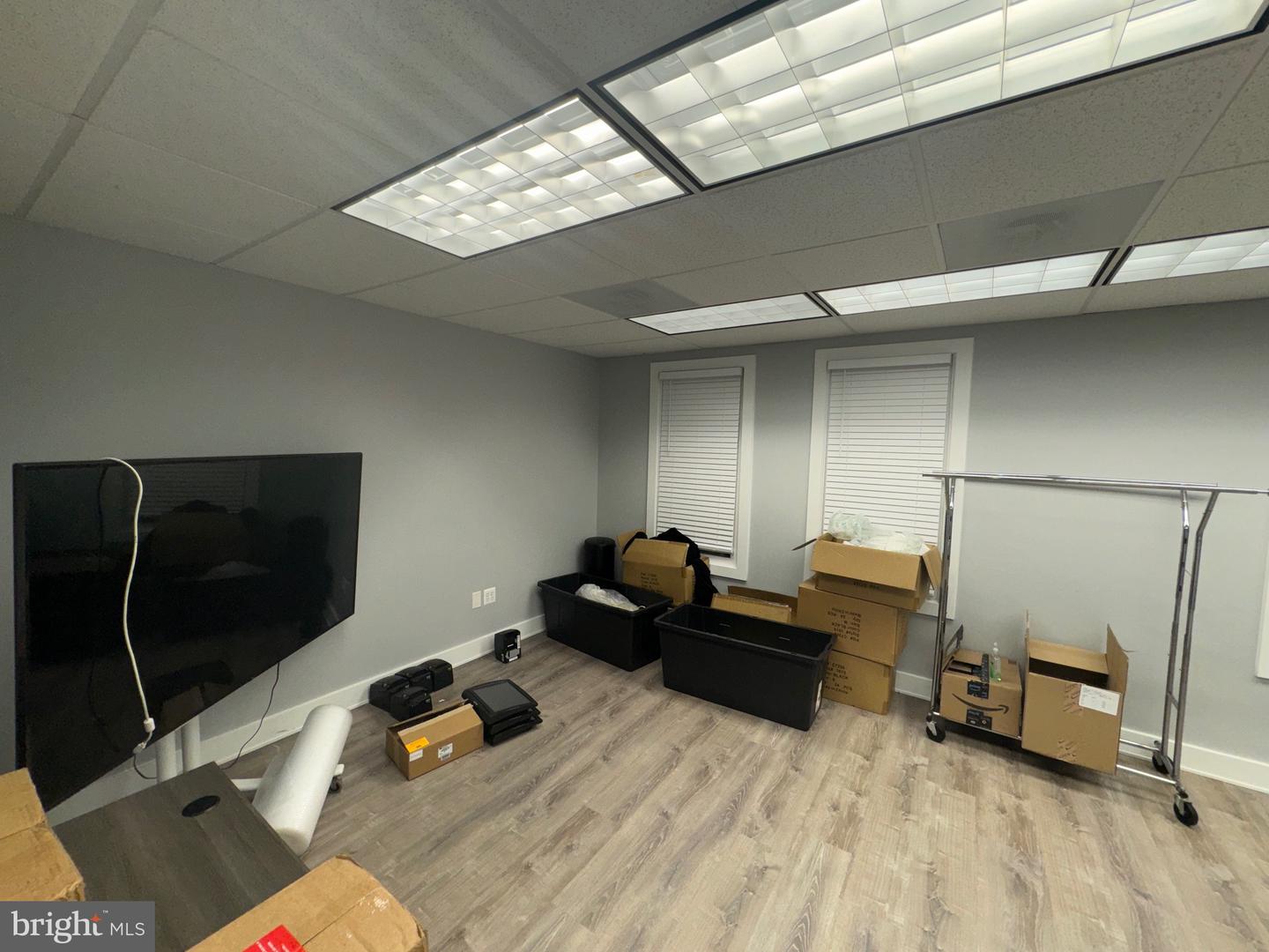 7821 Property Photo 31