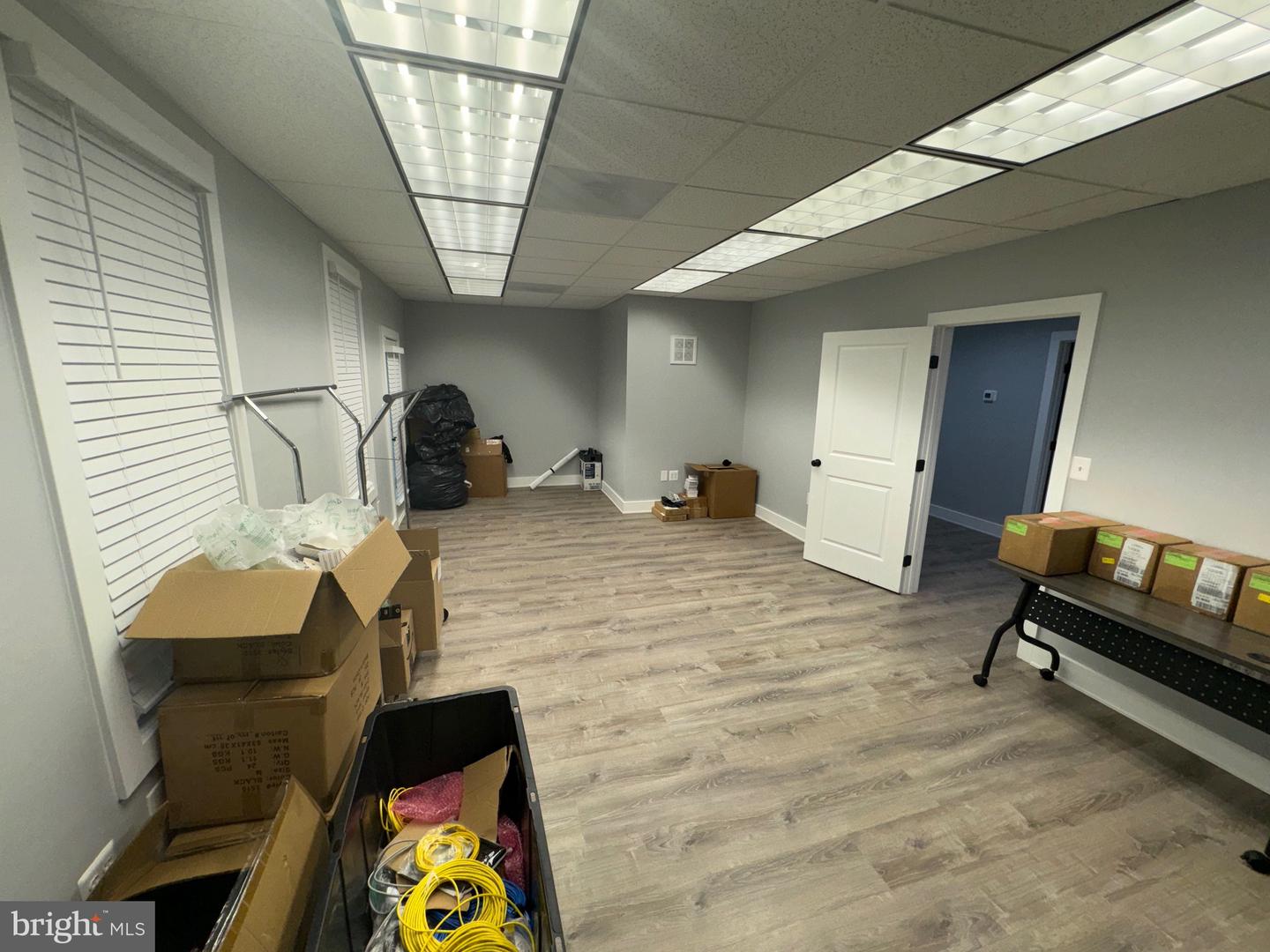 7821 Property Photo 33