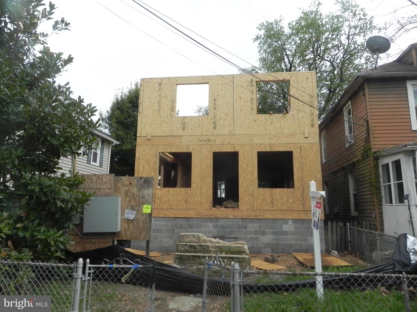 4605 Burlington Rd Property Photo