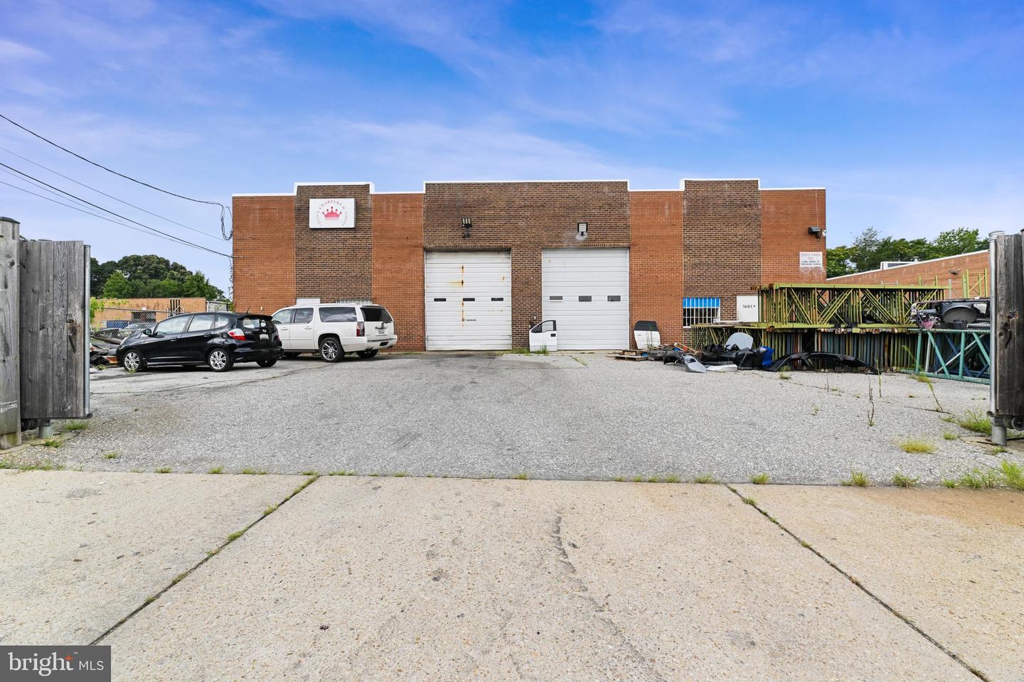 7605 Property Photo 2