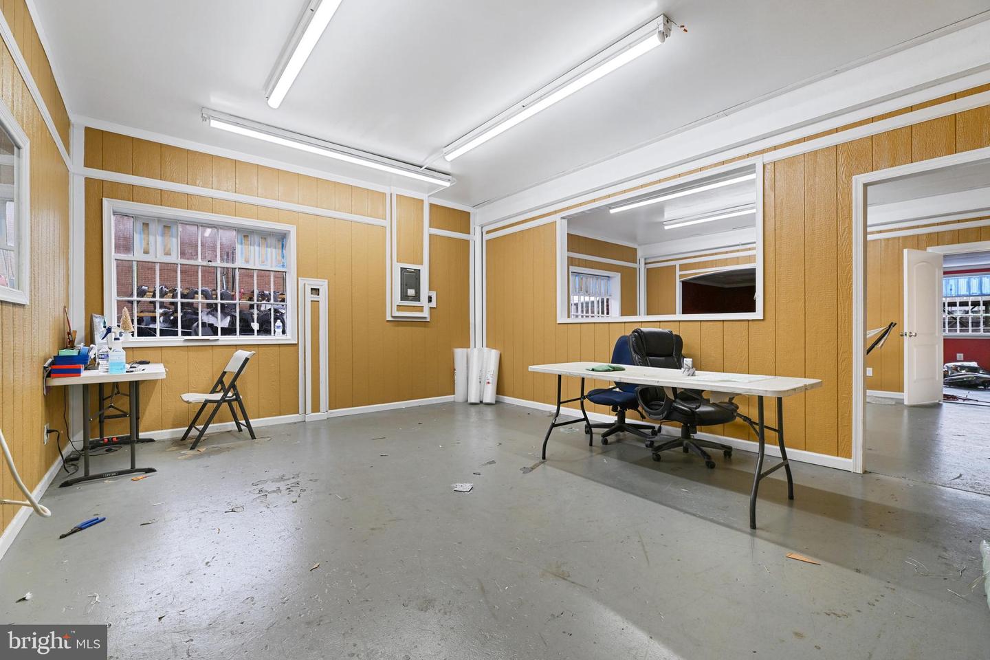 7605 Property Photo 10
