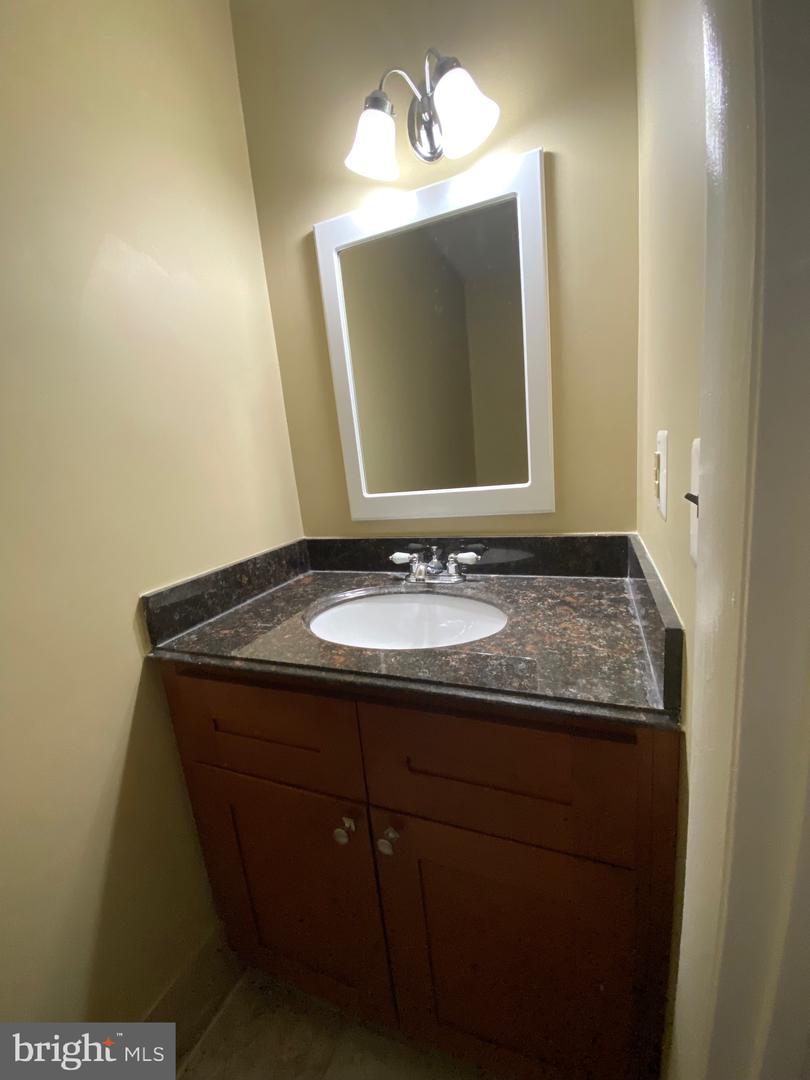 13681 Baltimore Ave Property Photo 6