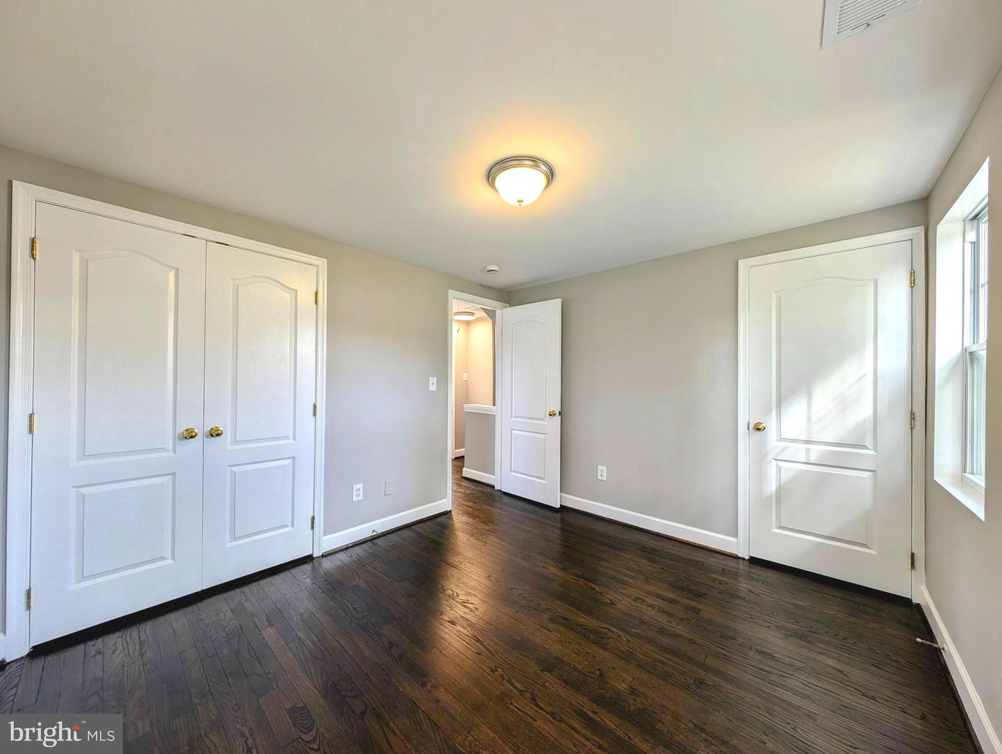 6892 Hawthorne St Property Photo 12