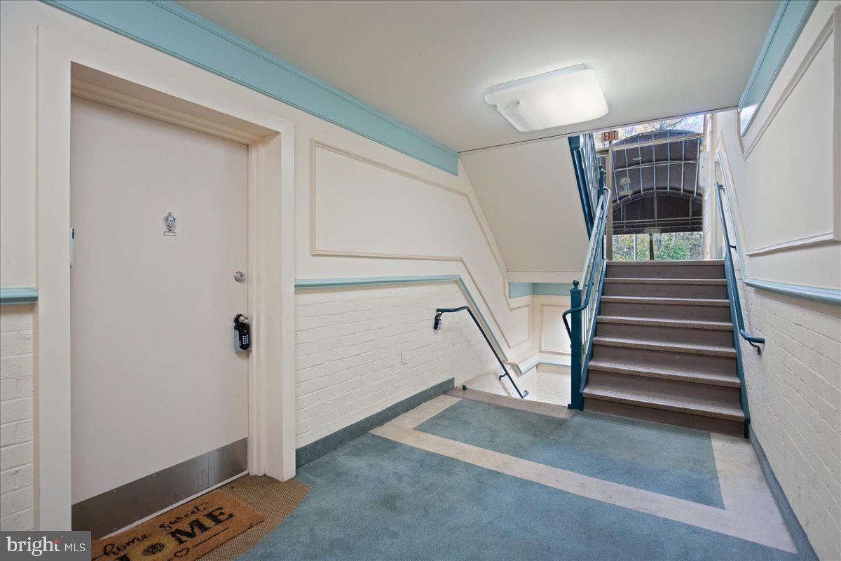 7806 Hanover Pkwy #303 Property Photo 9