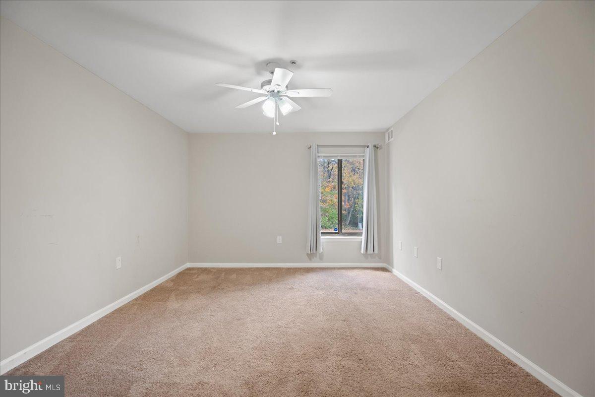7806 Hanover Pkwy #303 Property Photo 30