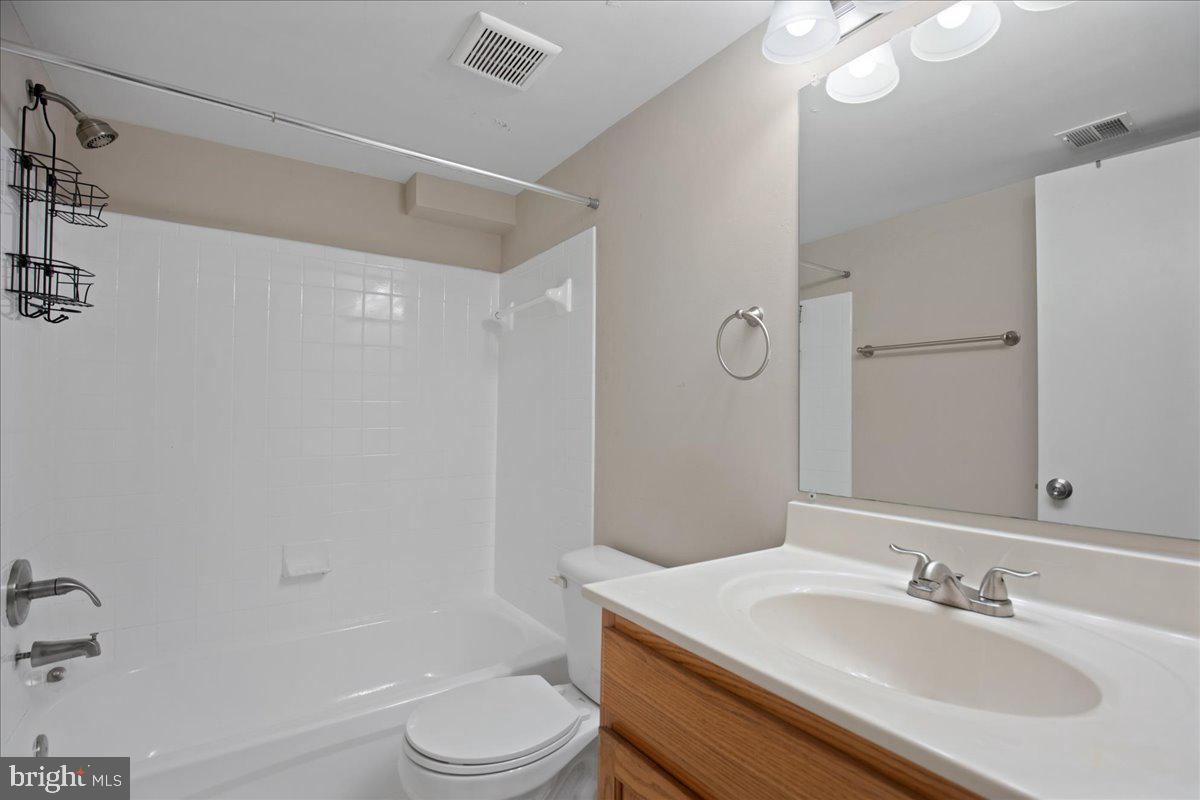 7806 Hanover Pkwy #303 Property Photo 31