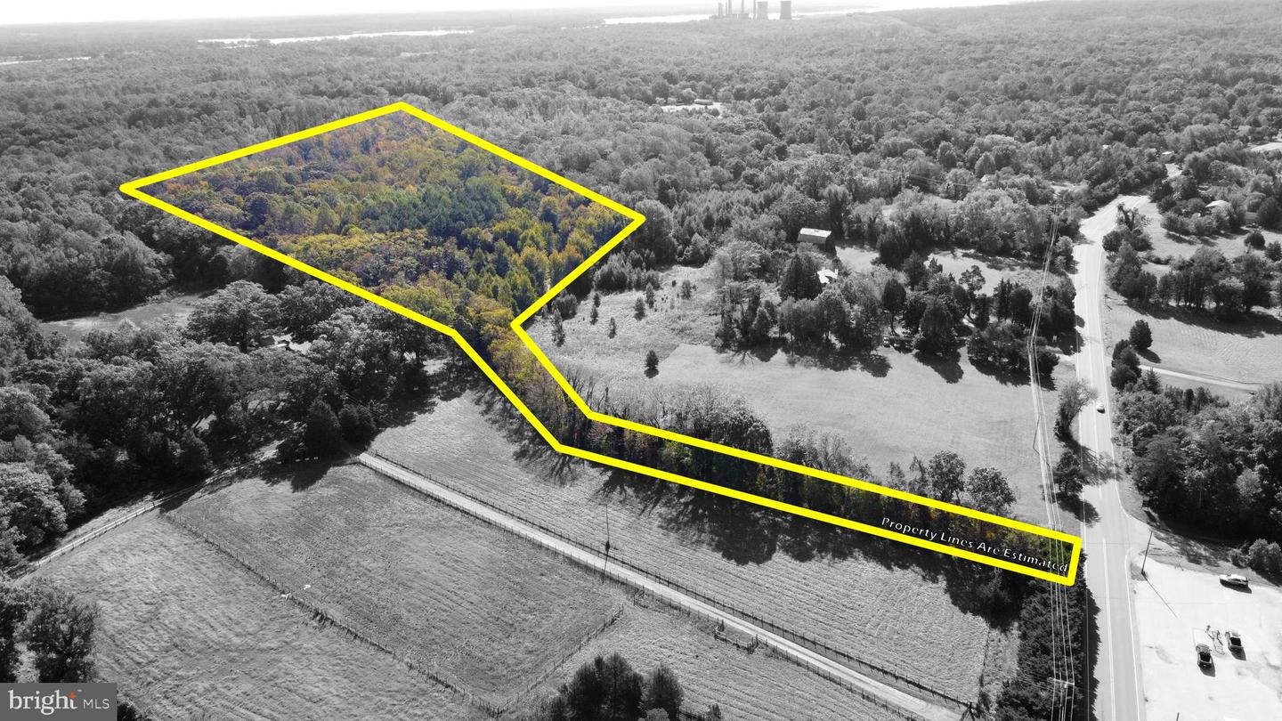 22500 Aquasco Rd Property Photo