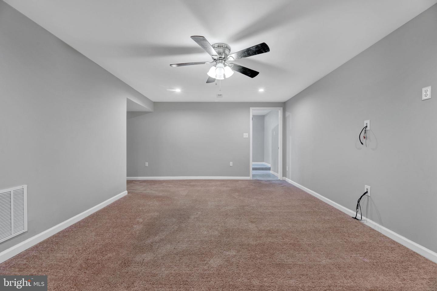 7518 Wilhelm Dr Property Photo 25
