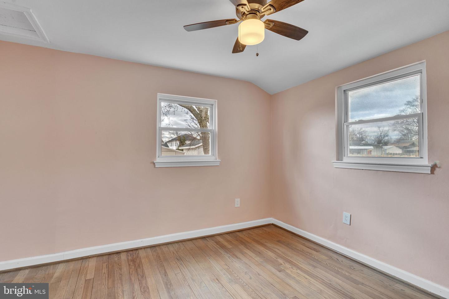 2413 Chapman Rd Property Photo 22
