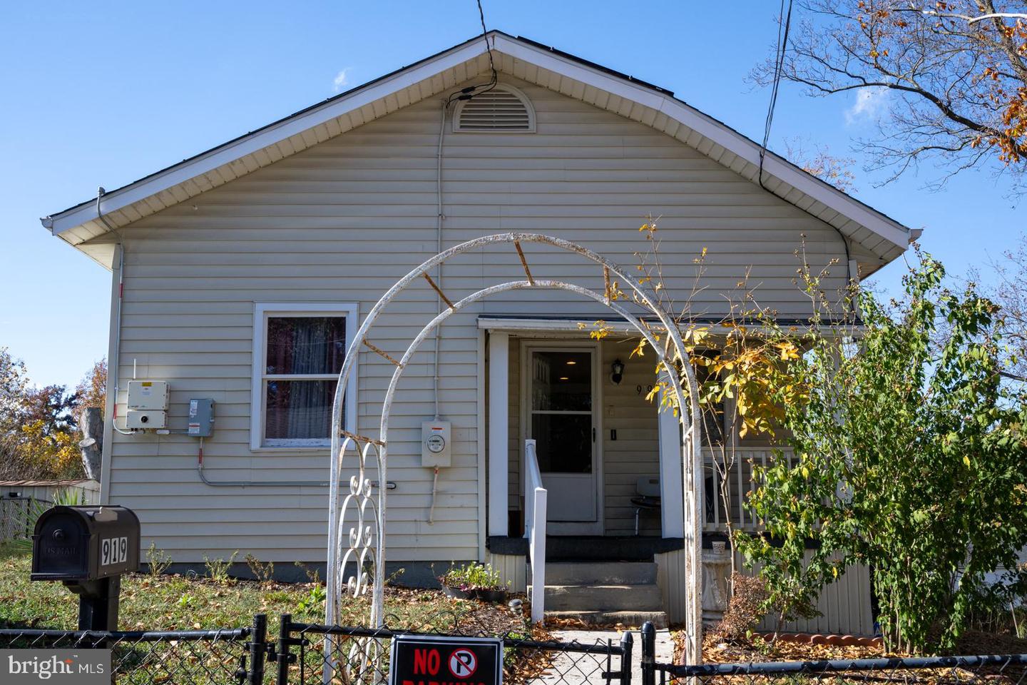 919 NOVA AVE Property Image