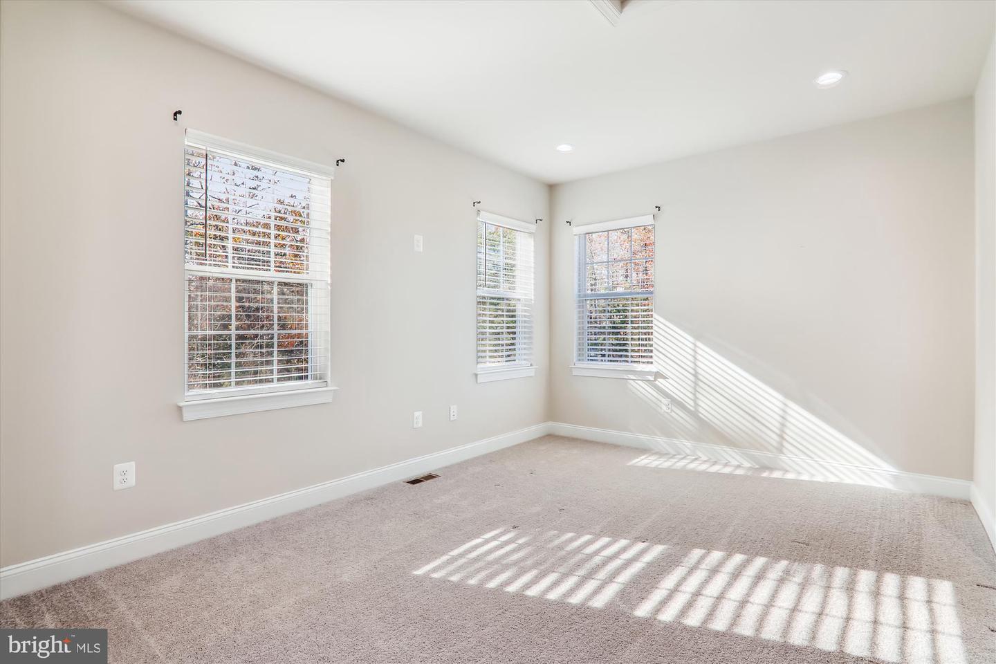 4639 Pendall Dr Property Photo 22