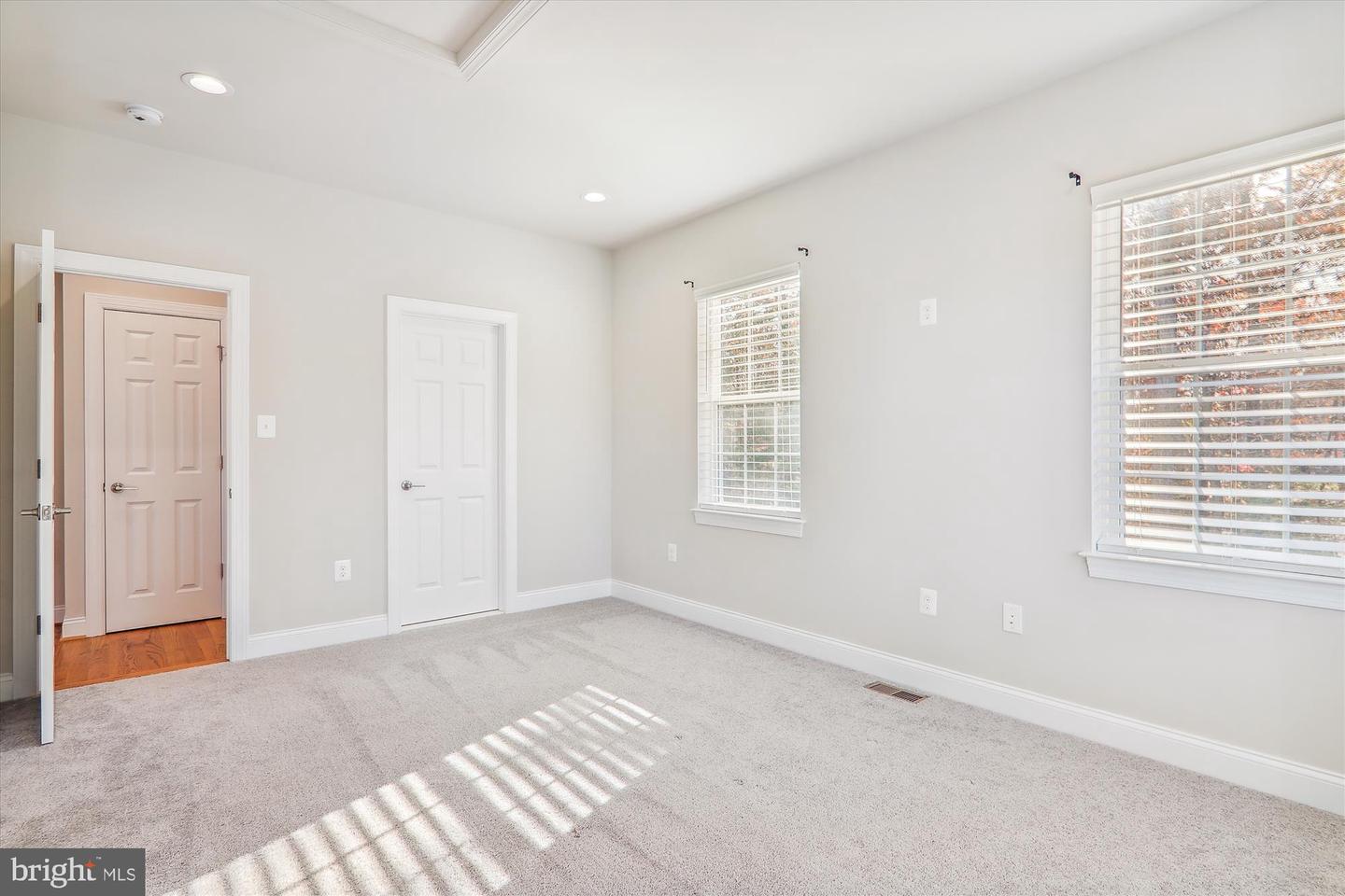 4639 Pendall Dr Property Photo 25