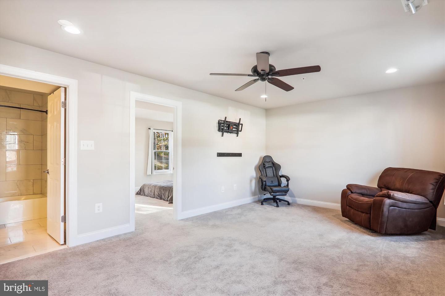 4639 Pendall Dr Property Photo 29