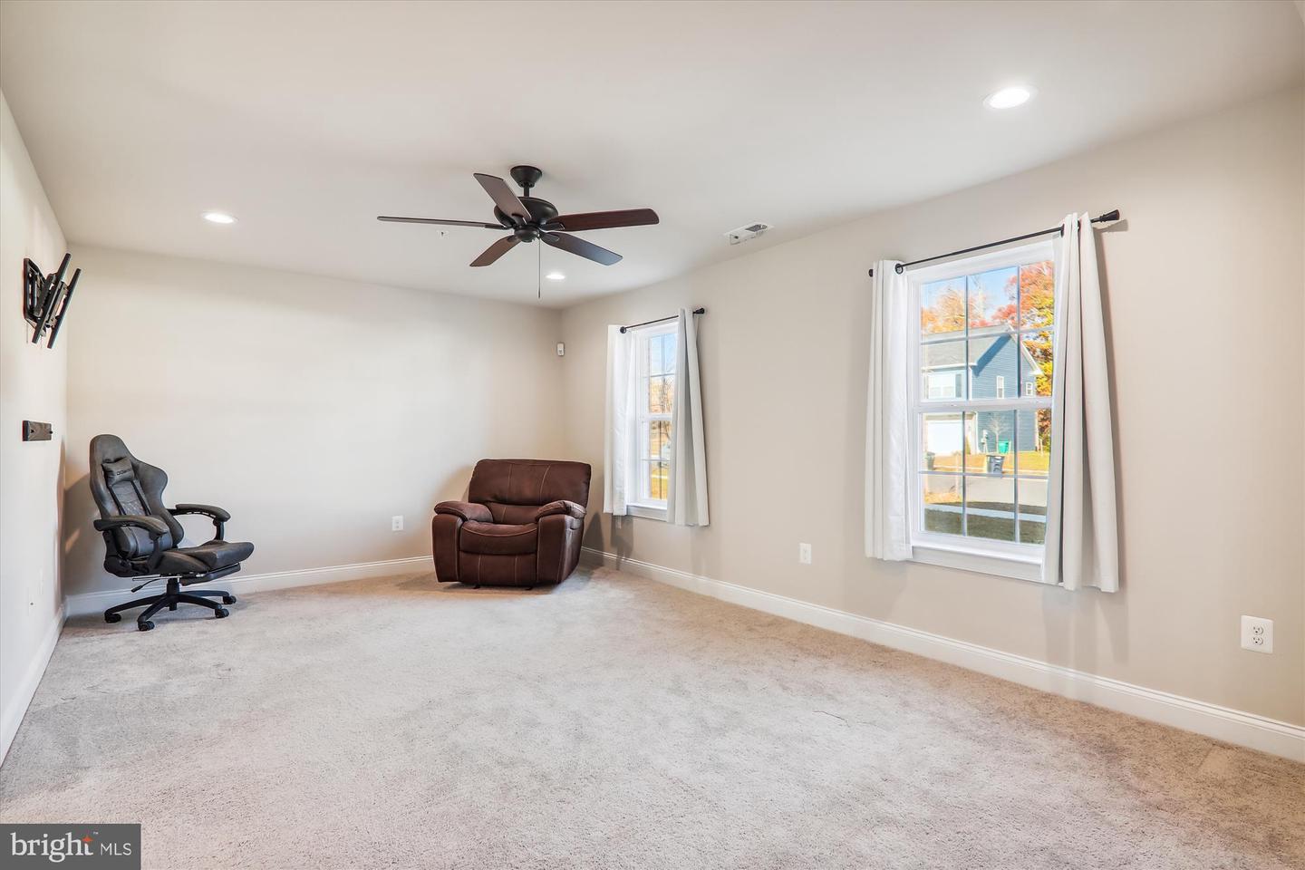 4639 Pendall Dr Property Photo 32