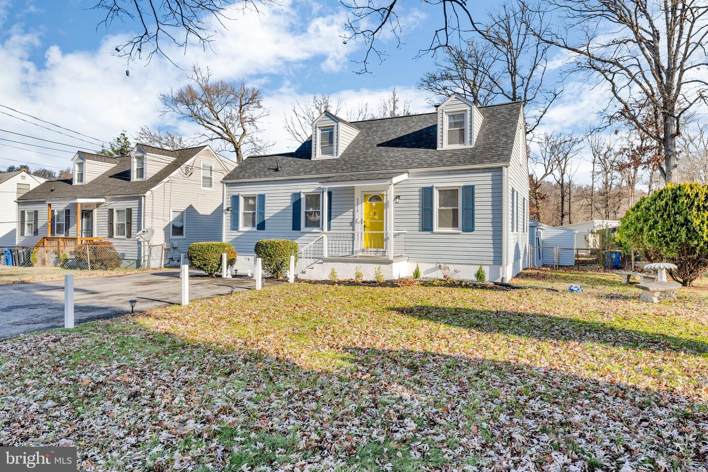 6212 SUITLAND RD Property Photo 1