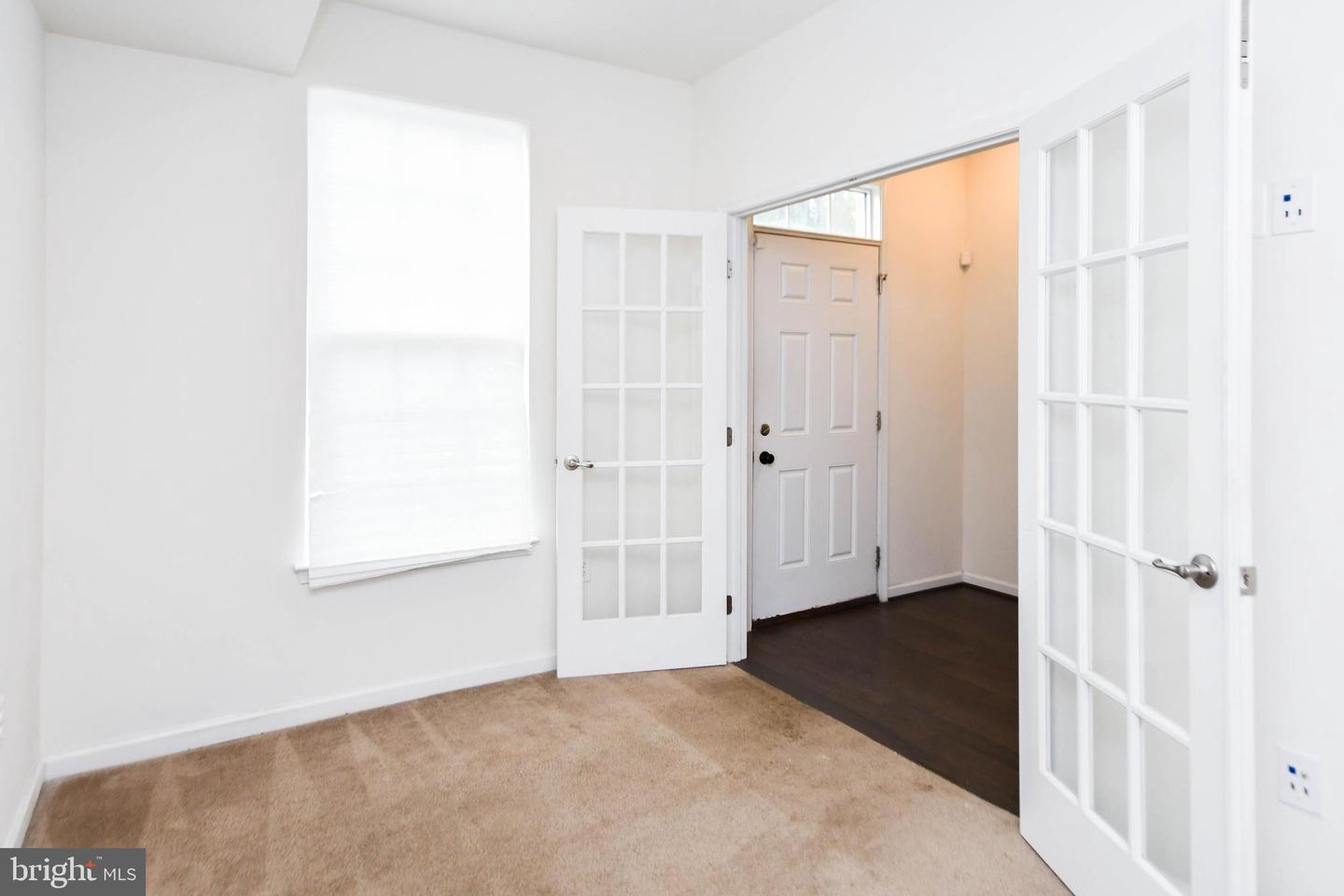 5608 Glover Park Dr Property Photo 3