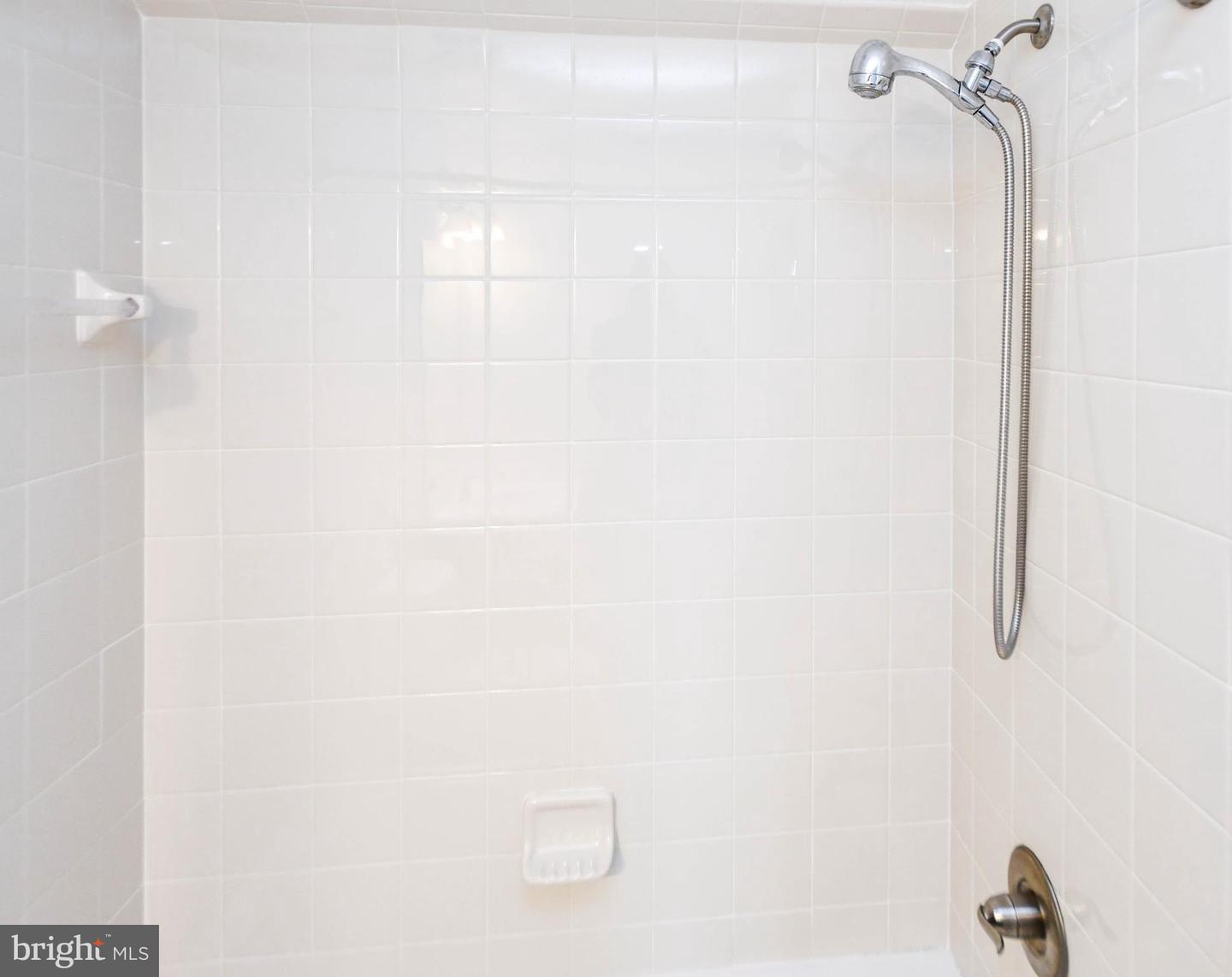 5608 Glover Park Dr Property Photo 23