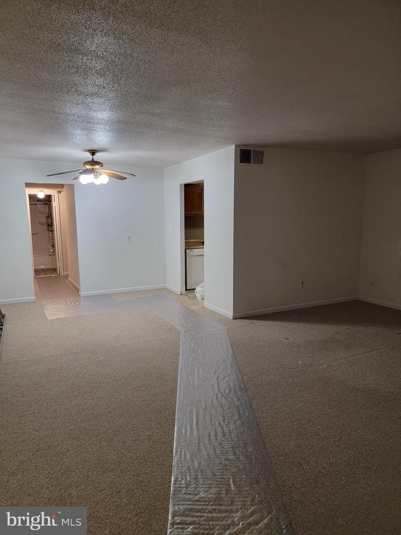3825 Hamilton St #c-204 Property Photo 3