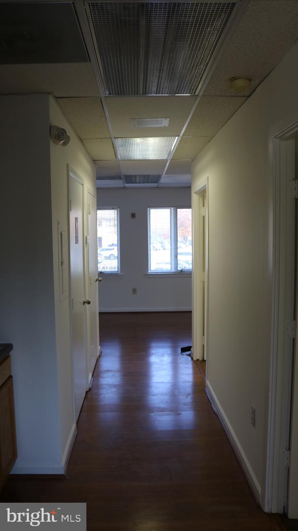 7211-c Hanover Pkwy #1/3/32 Property Photo 8