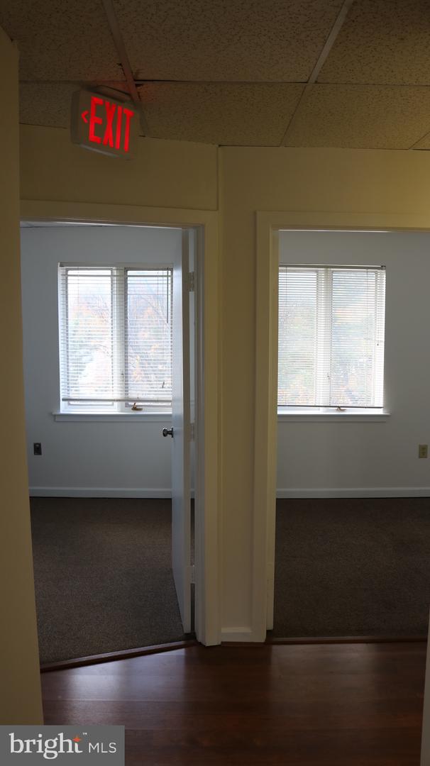7211-c Hanover Pkwy #1/3/32 Property Photo 15