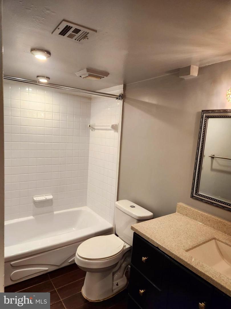 8447 Greenbelt Rd #201 Property Photo 12