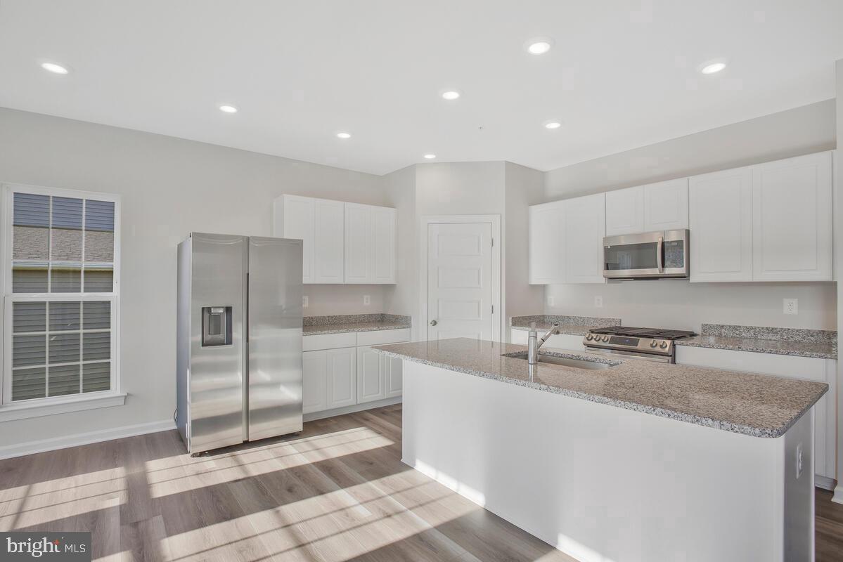 12806 Savannah Xing Property Photo 12