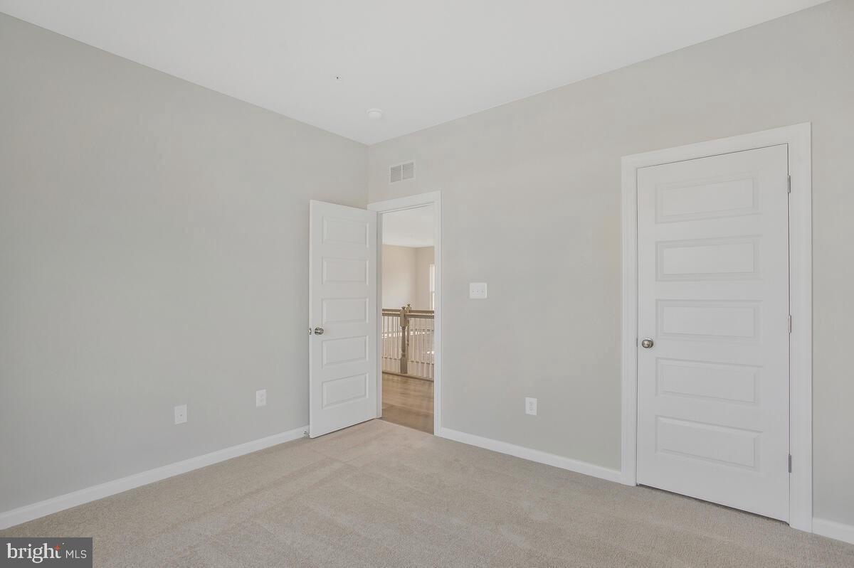 12806 Savannah Xing Property Photo 19