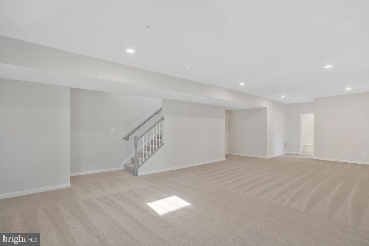 12806 Savannah Xing Property Photo 26