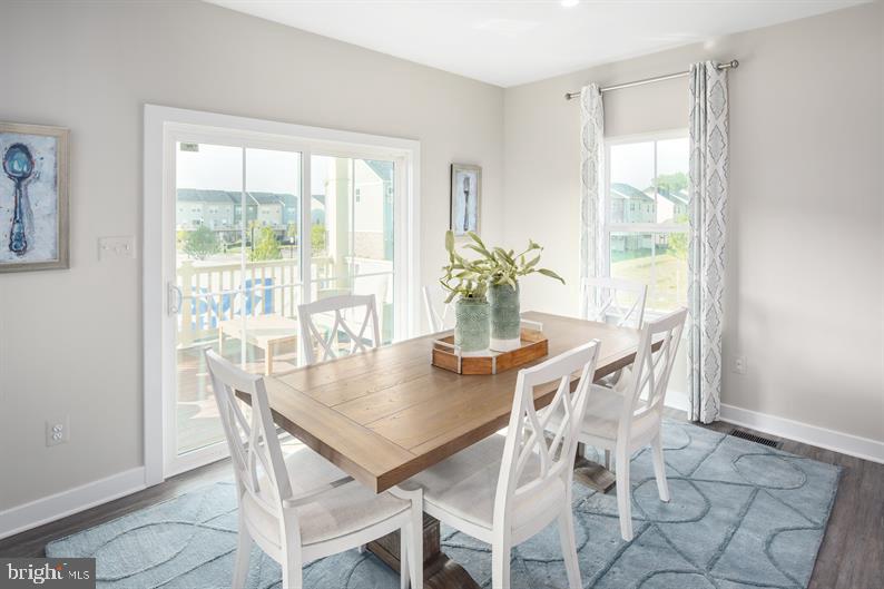 15556 Twin River Circle #h011 Property Photo 5