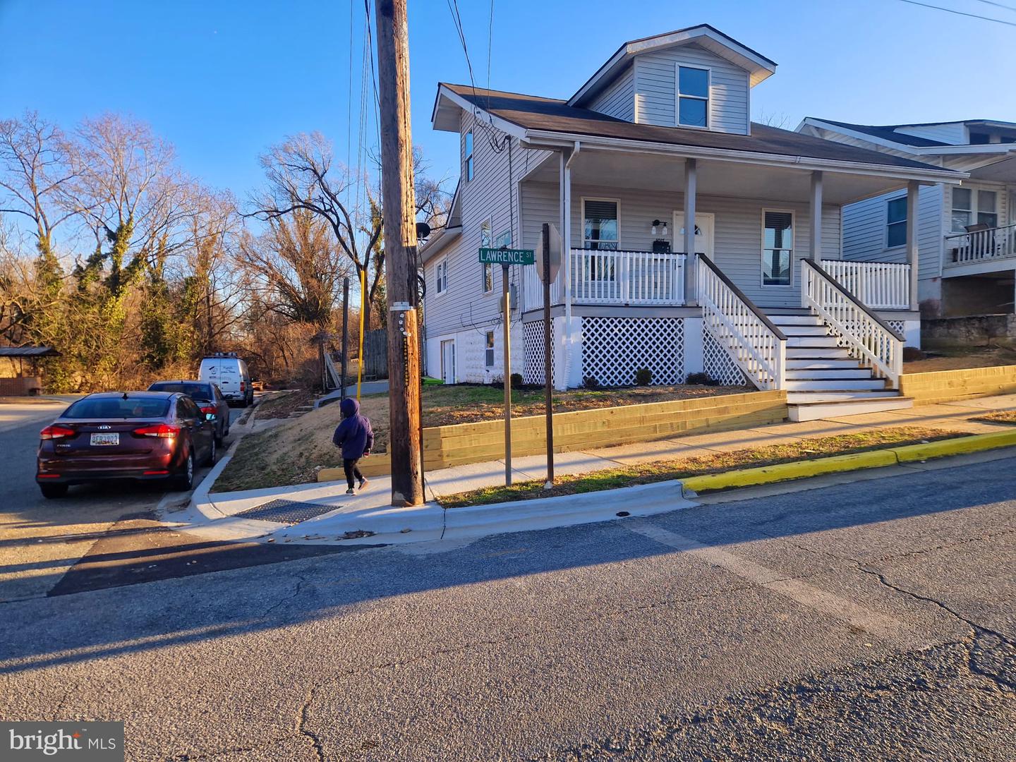 4017 Lawrence St Property Photo