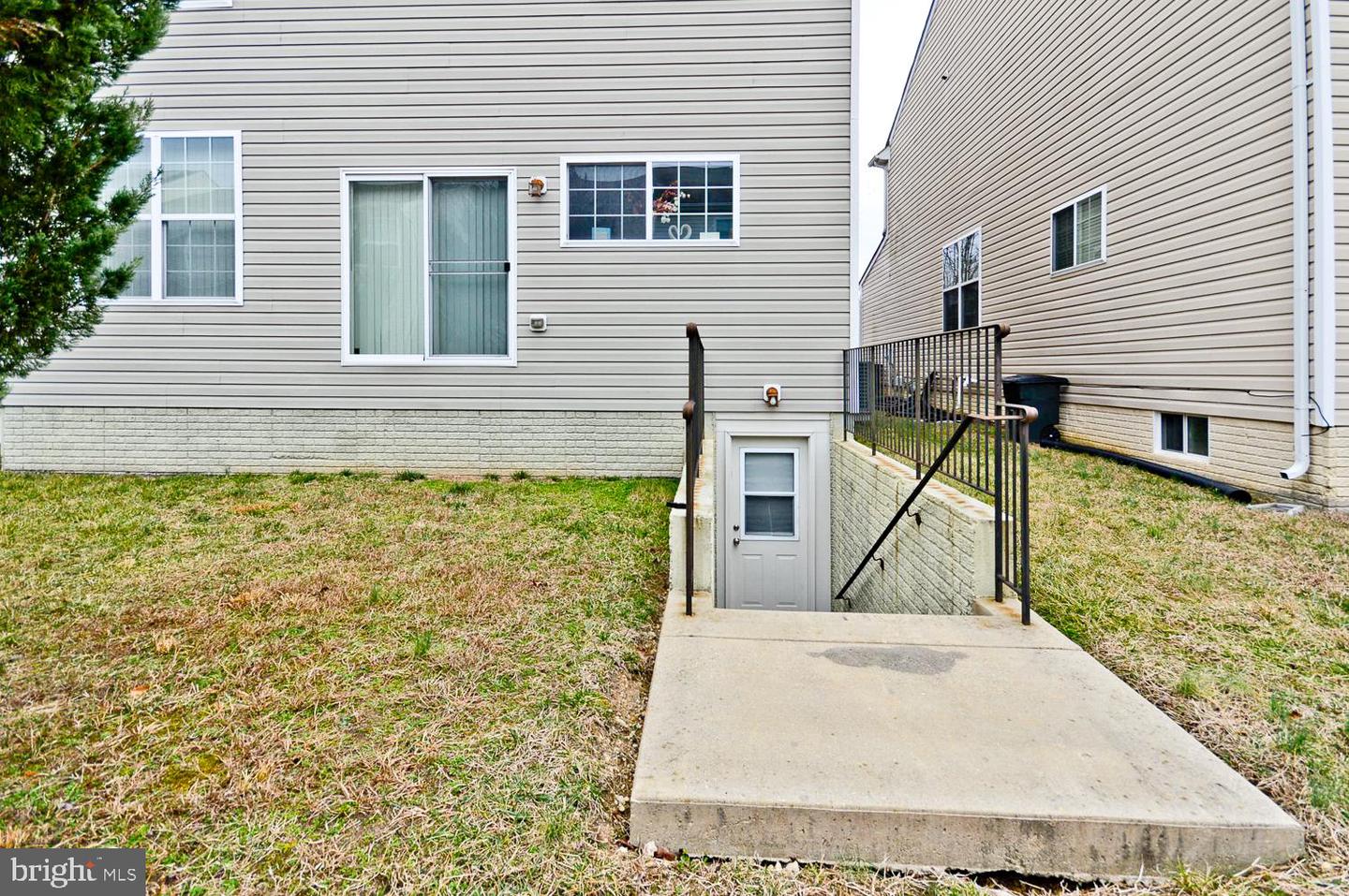 7104 Britens Way N #basement Apartment Property Photo 7