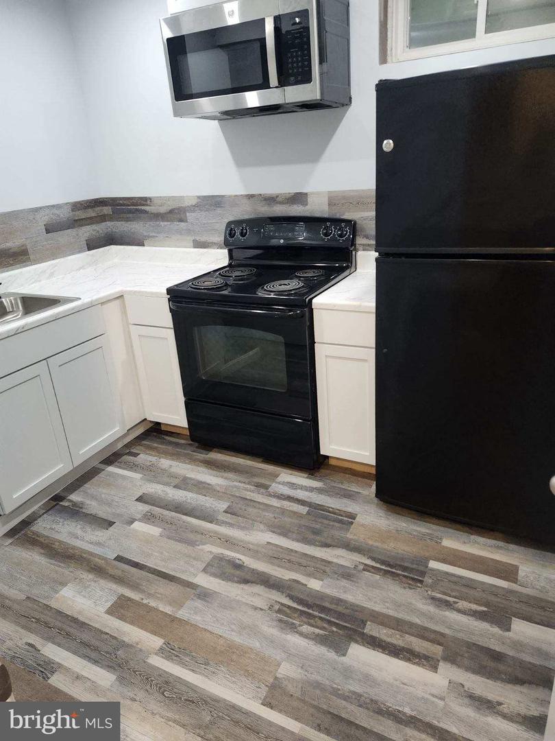 7104 Britens Way N #basement Apartment Property Photo 8