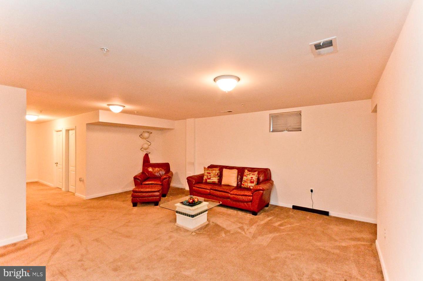 7104 Britens Way N #basement Apartment Property Photo 10