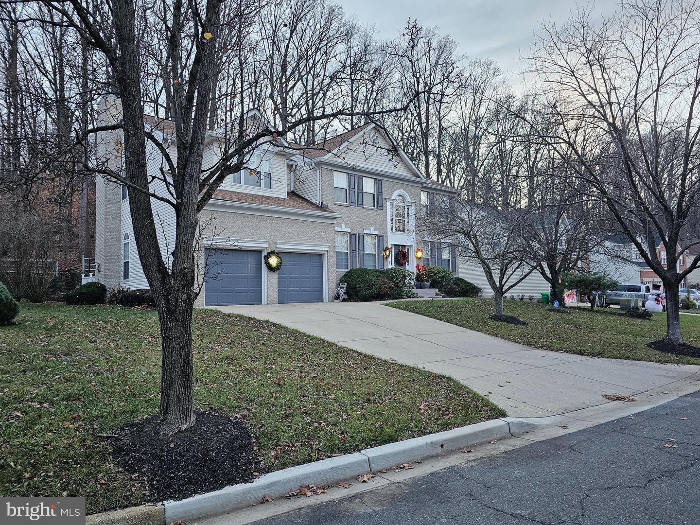 12817 Glasgow Ct Property Photo 2