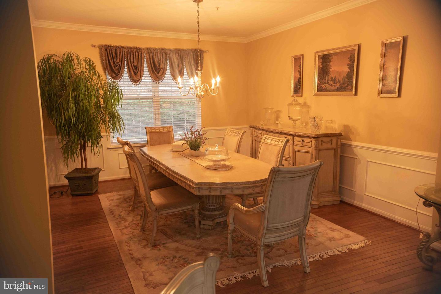 12817 Glasgow Ct Property Photo 15