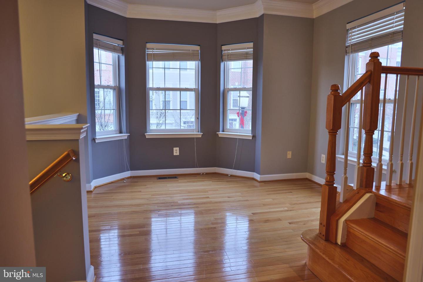 4324 Talmadge Cir Property Photo 6