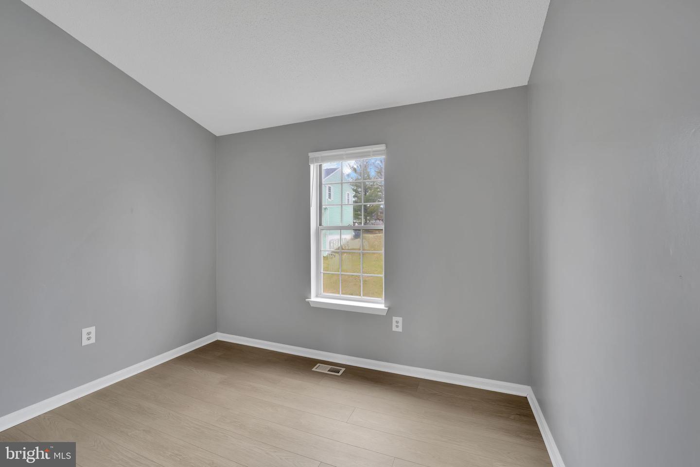 771 Saint Michaels Dr Property Photo 7