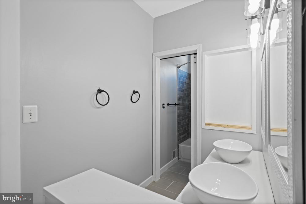 13710 Baden Naylor Rd Property Photo 42