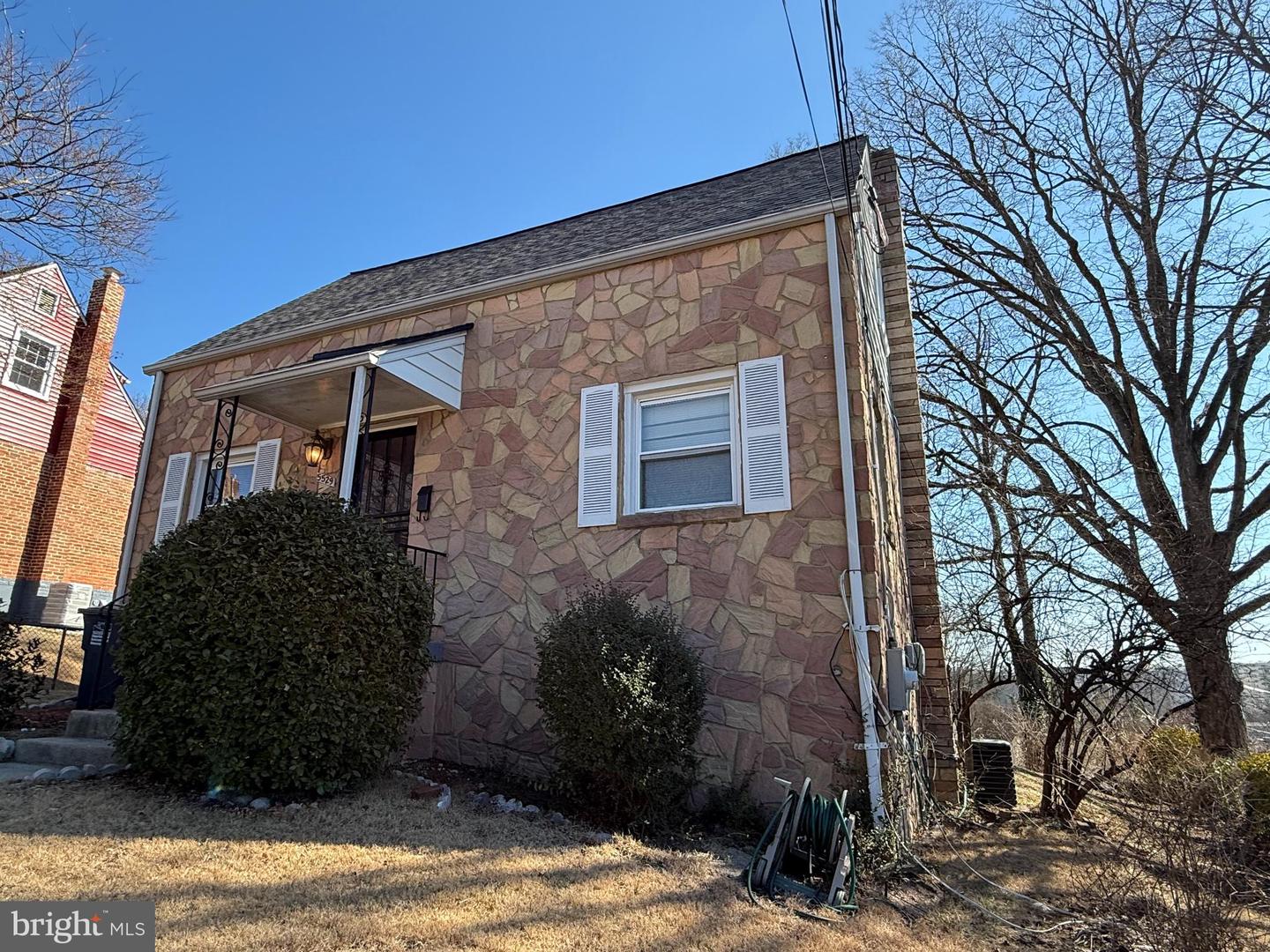 5529 Volta Ave Property Photo