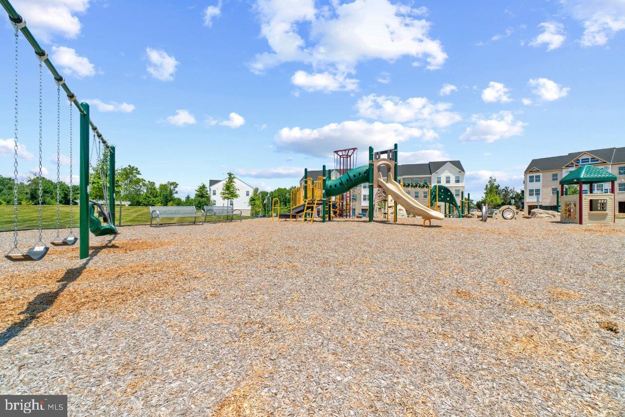 16632 Green Glade Dr Property Photo 33