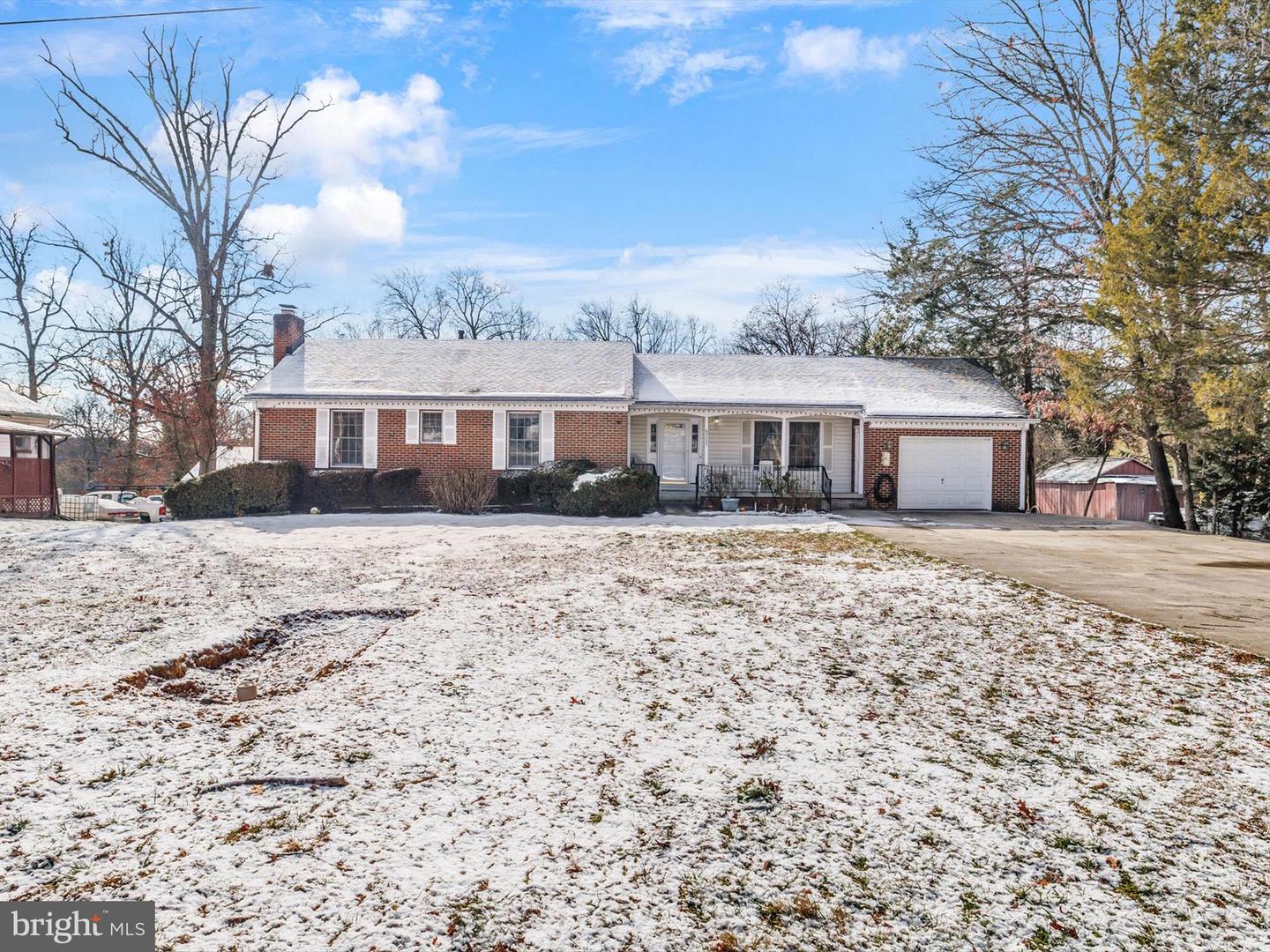 6711 3rd St Property Photo
