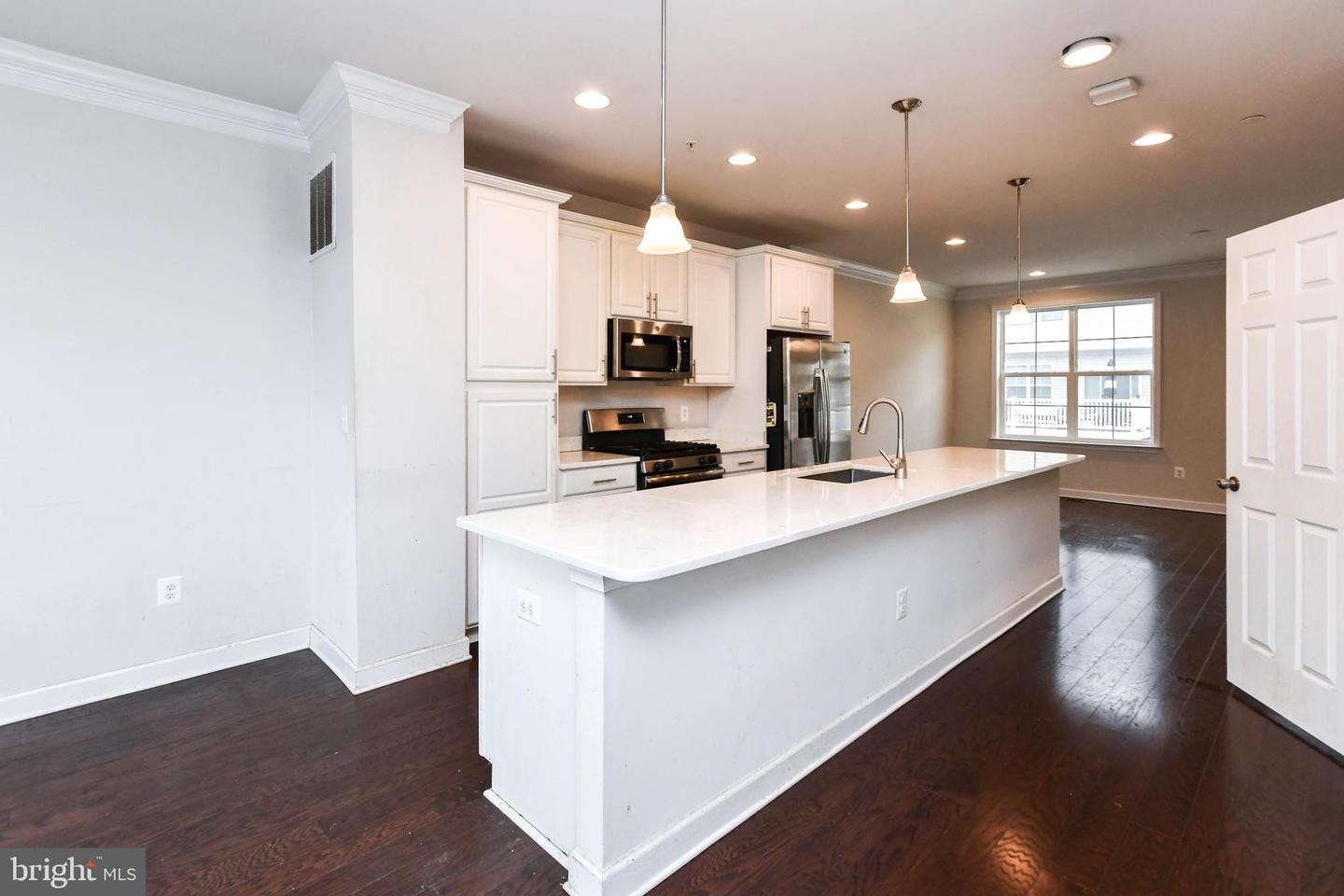3044 Mia Ln Property Photo 5
